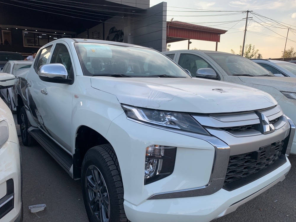 میتسوبیشی L200